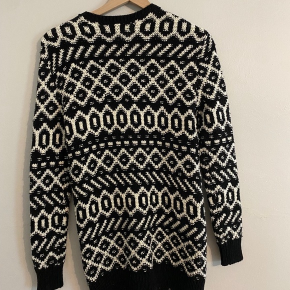 Ann Taylor Chunky Wool Blend Sweater with Asymmetrical Zipper. - Picture 2 of 9